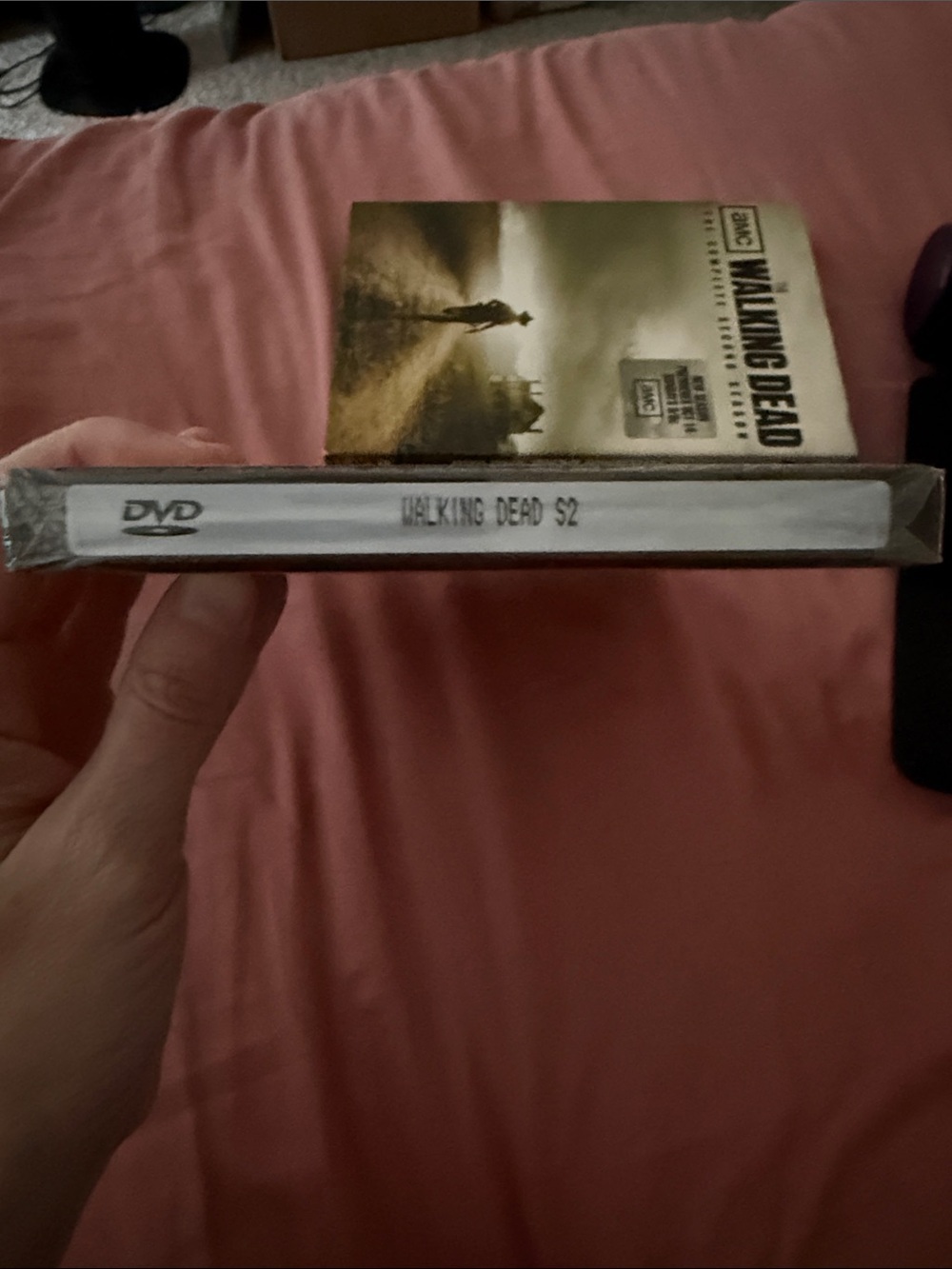 The Walking Dead: The Complete Second Season DVD Box Set - Picture 3 of 3